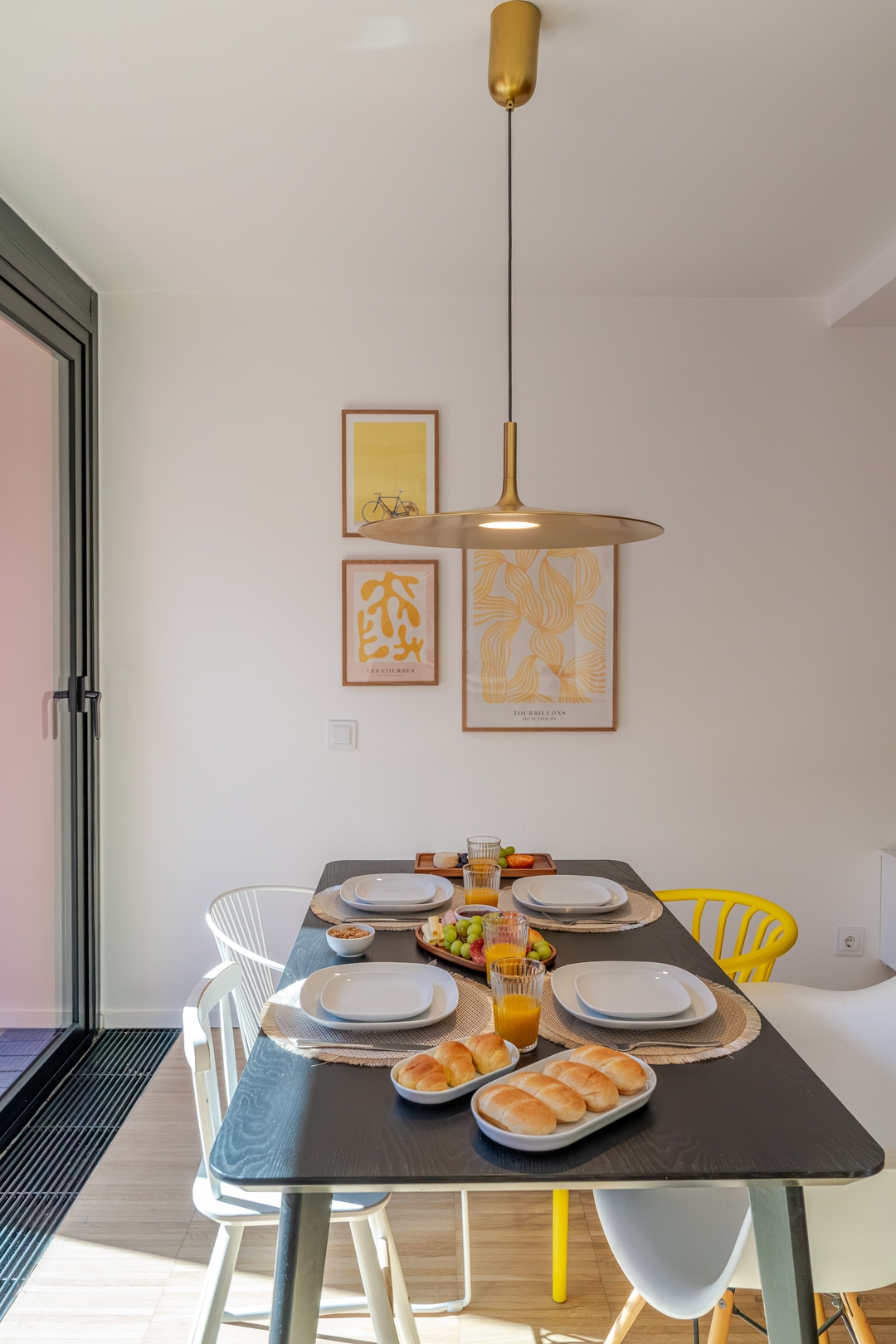 Stylish Open-Plan Flat with Swimming Pool by HostWise 10 Host Wise Booking