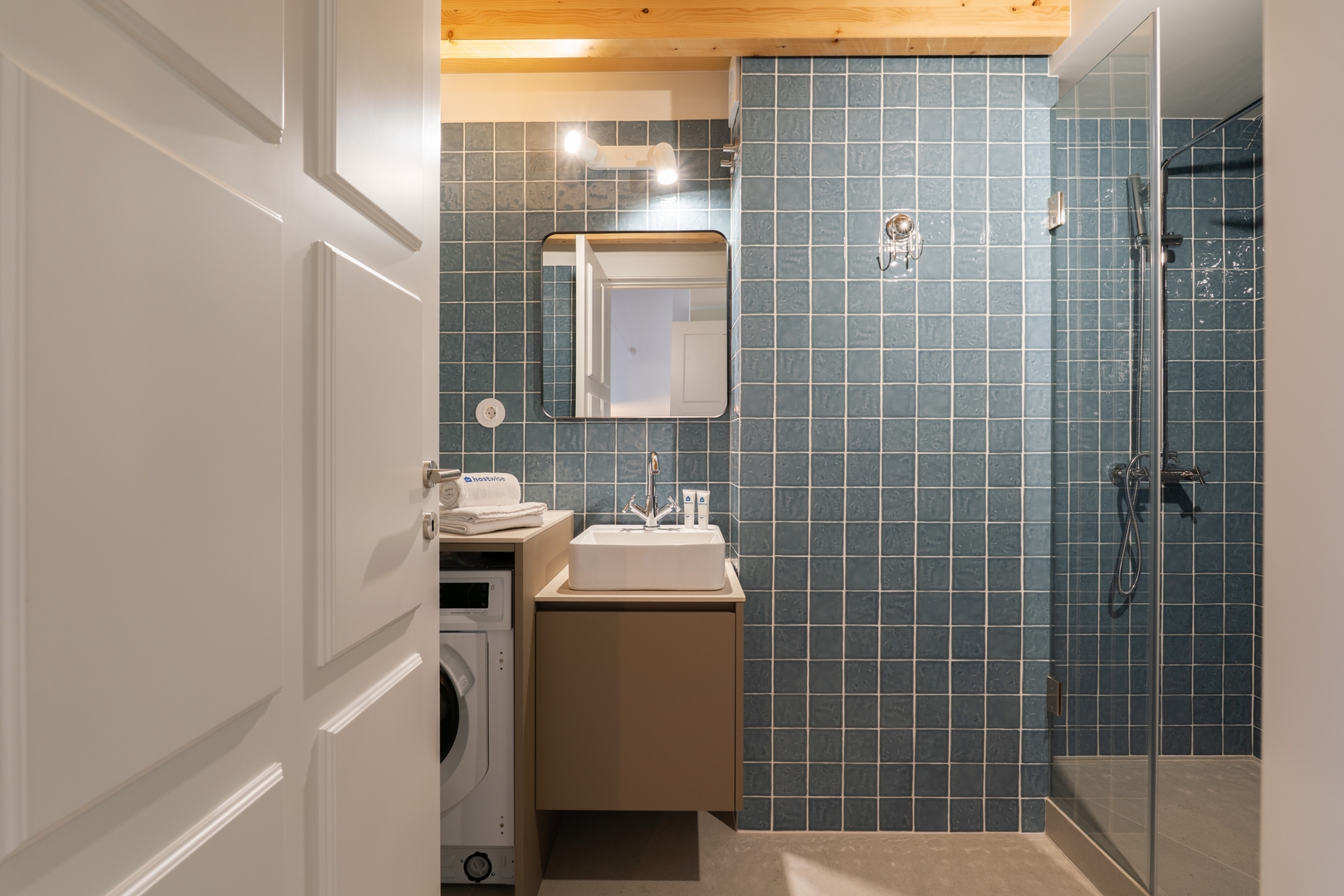 Spacious & Family Flats by HostWise 50 Host Wise Booking