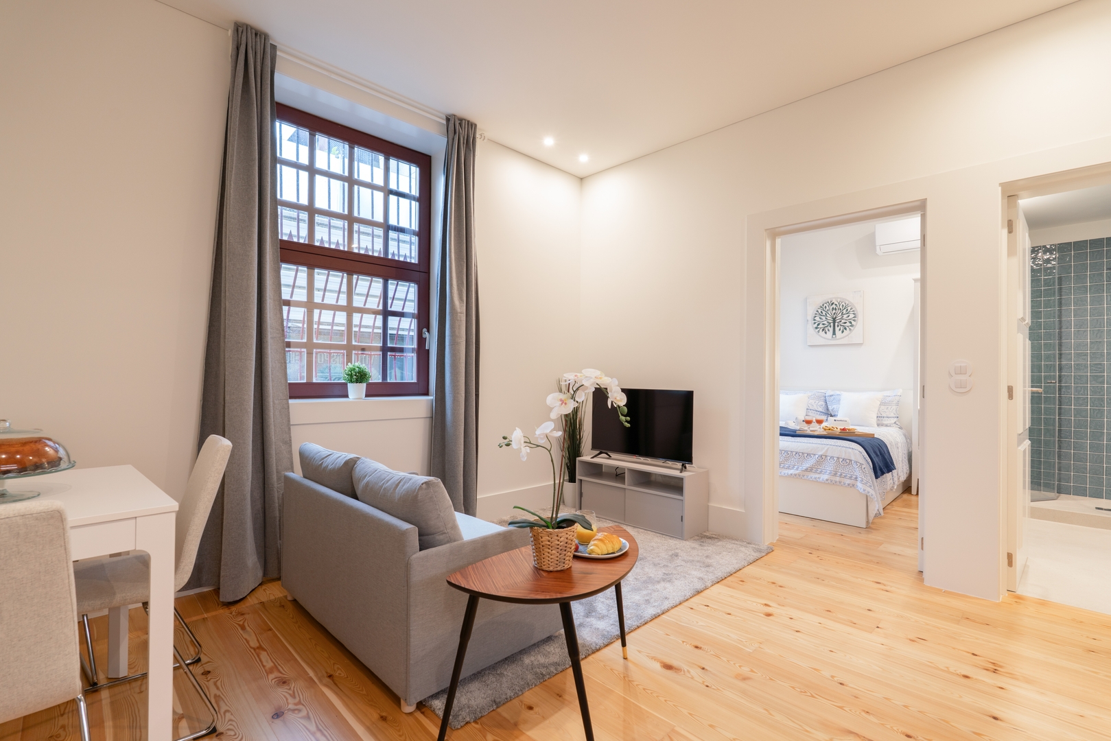 Modern & Spacious Apartments by HostWise 24 Host Wise Booking