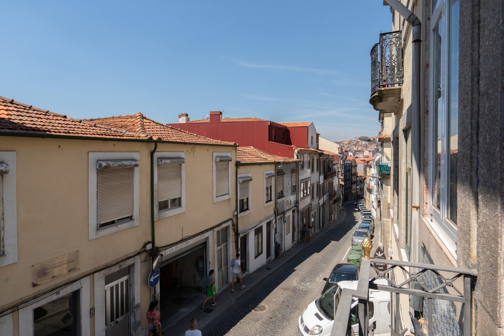 HostWise - Welcoming Flats w/ Jacuzzi & Terrace 11 Host Wise Booking