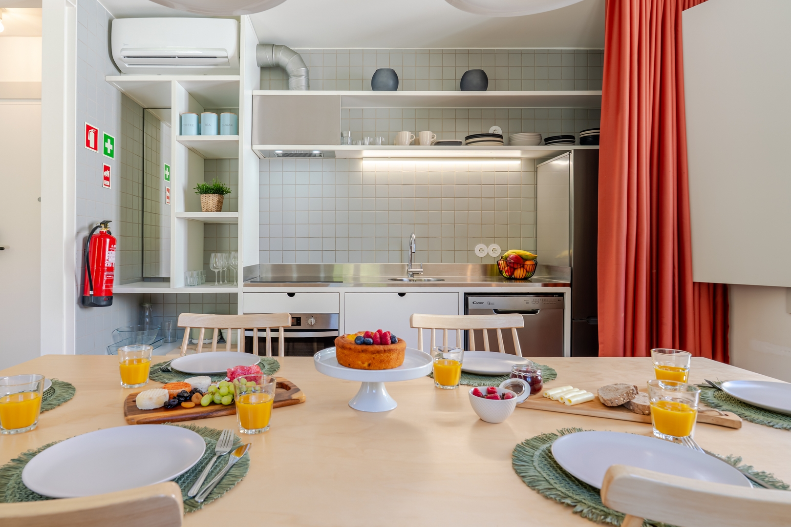 Studios & Spacious T4 with Garden by HostWise 82 Host Wise Booking