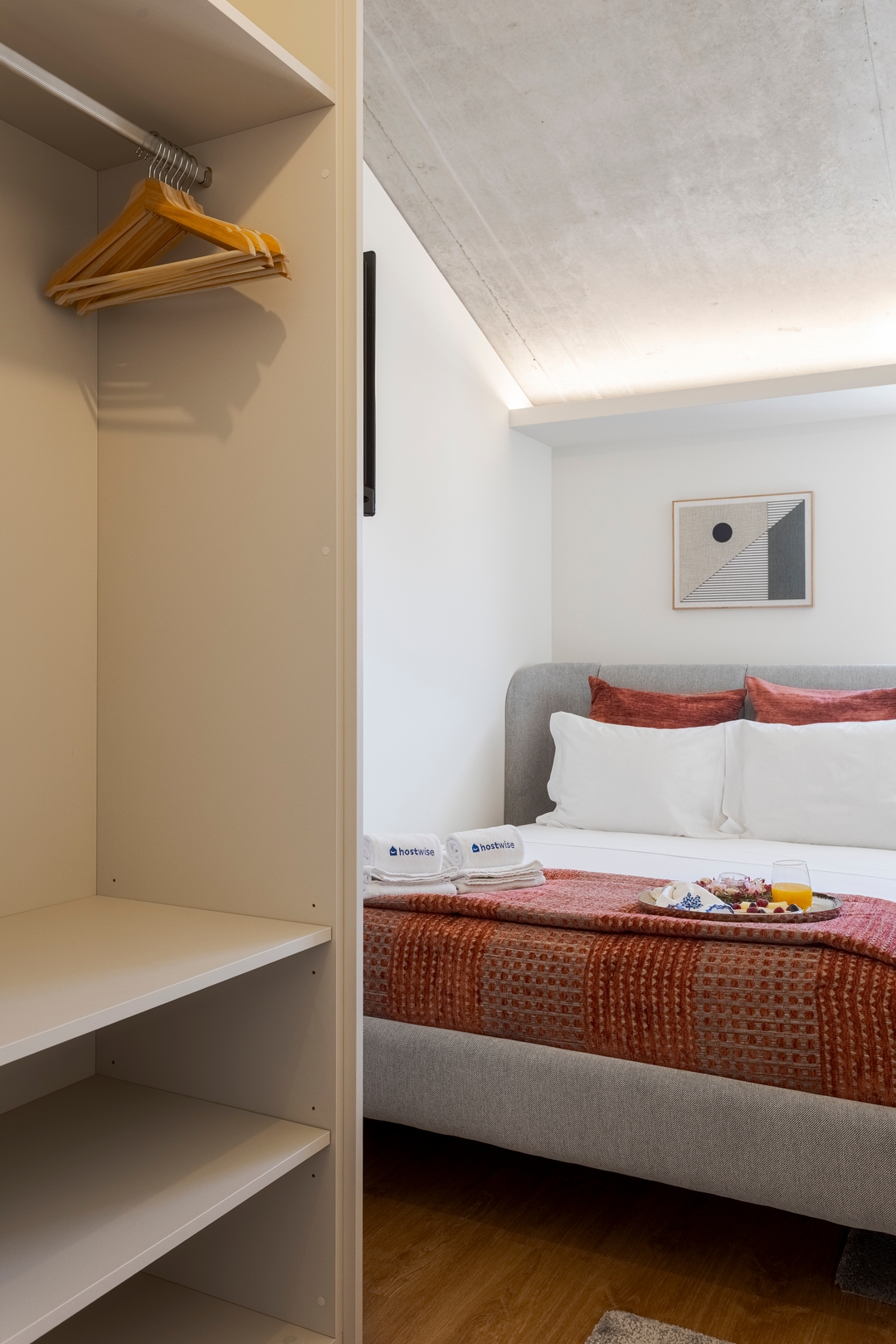 Bright, Premium & Pet Friendly Flat by HostWise 13 Host Wise Booking