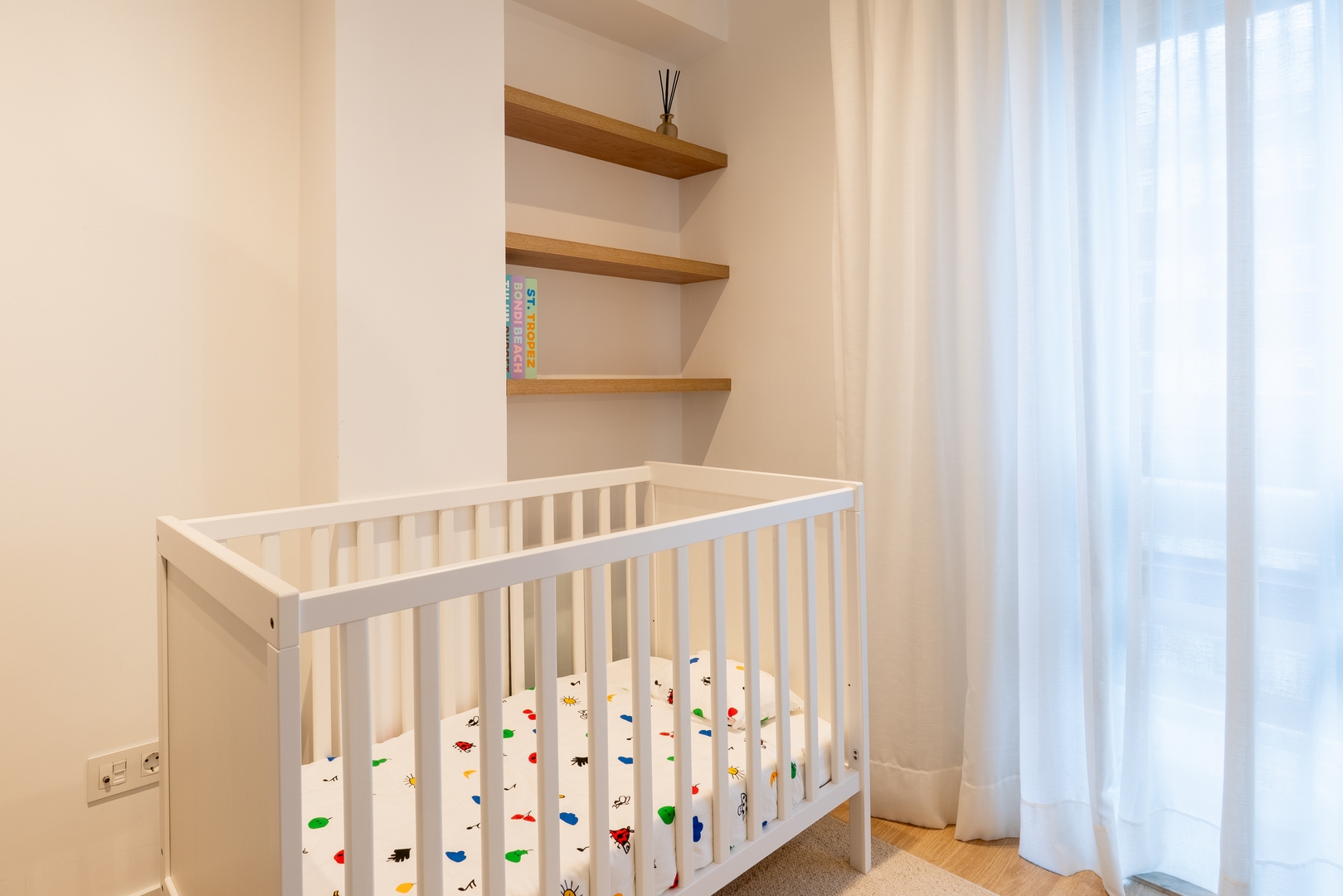 Stylish & Spacious Flat near the Beach by HostWise 41 Host Wise Booking