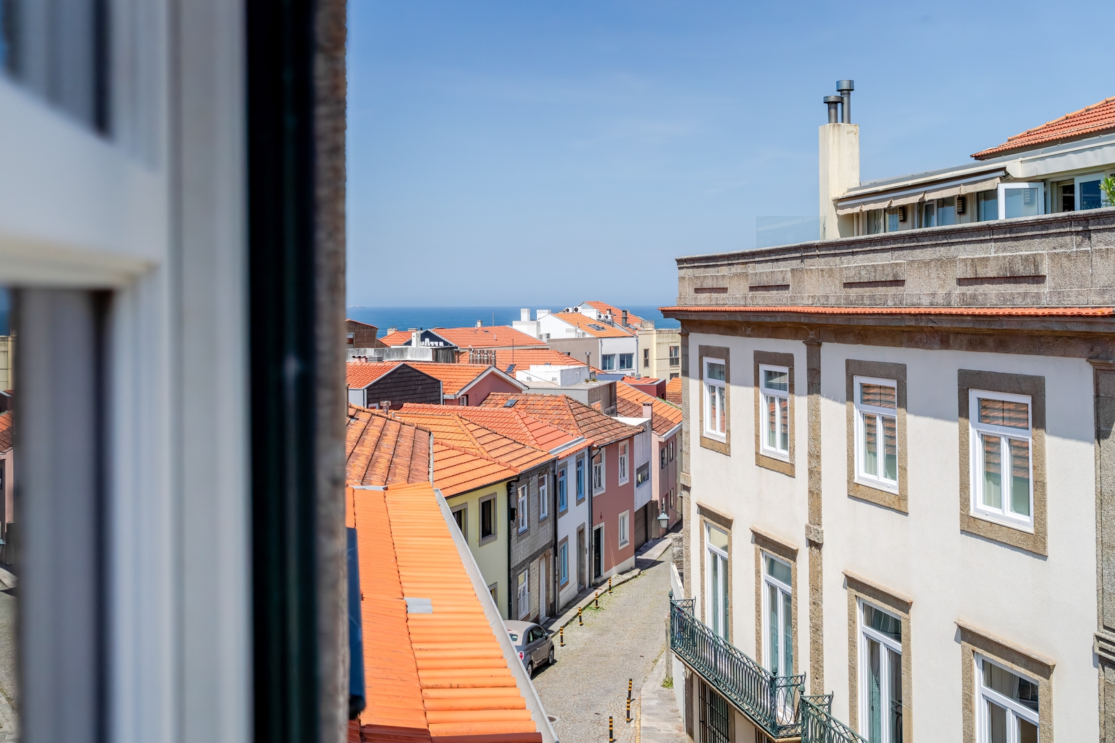 Bright Flat in Historic Foz House by HostWise 12 Host Wise Booking