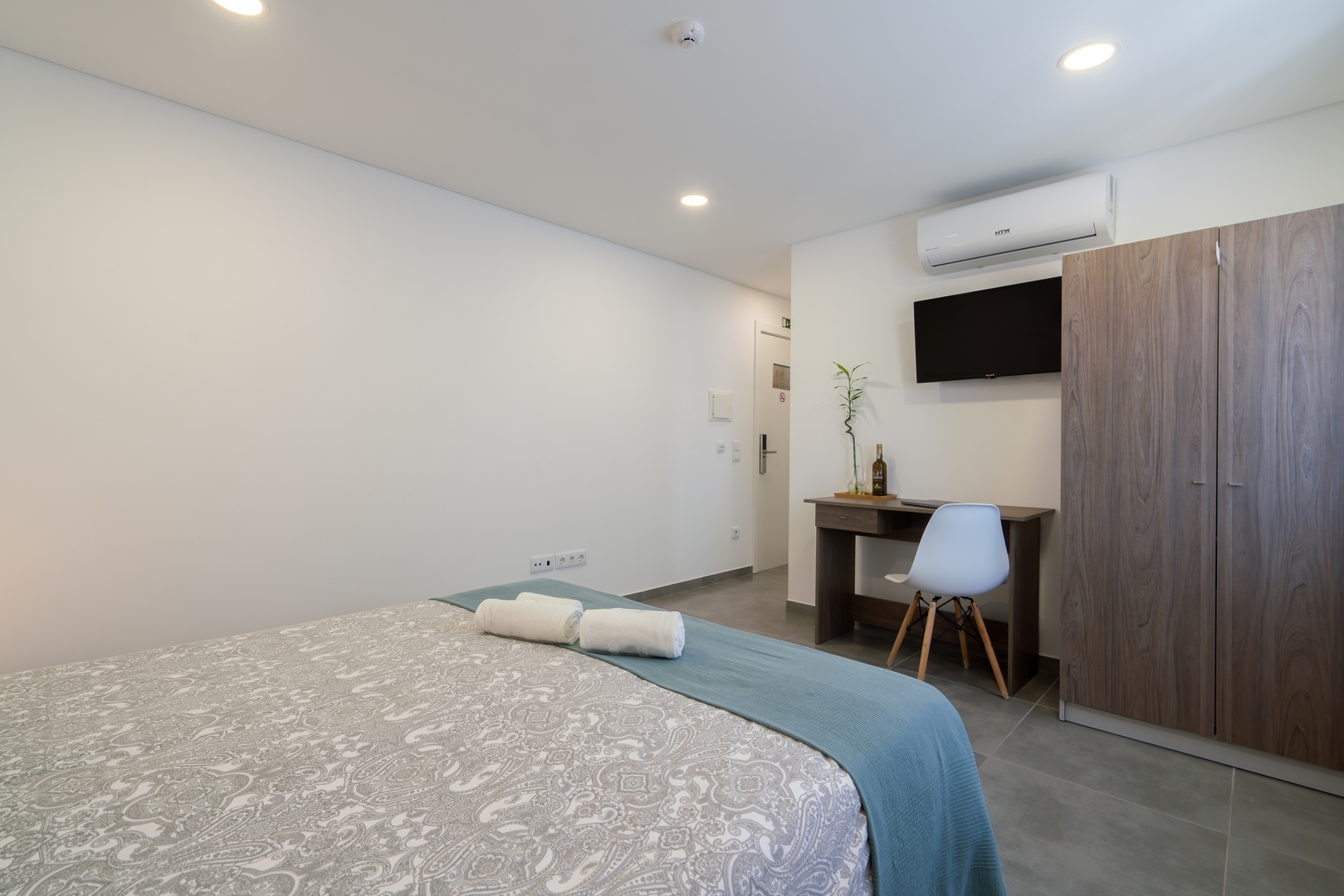 Host Wise Arvore - Double Room | Beachfront & Pool 11 Host Wise Booking