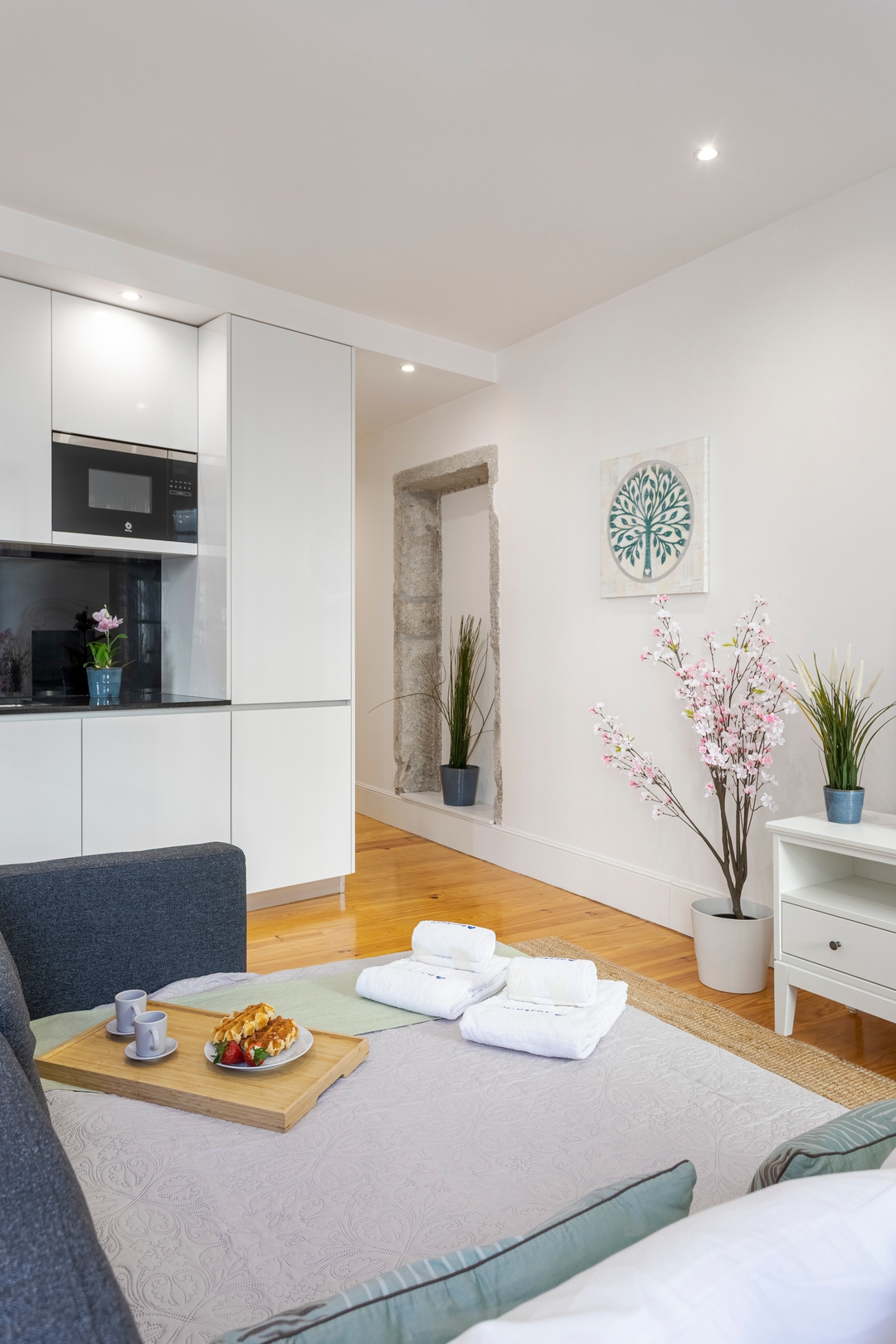 Modern & Trendy Flat by HostWise 16 Host Wise Booking