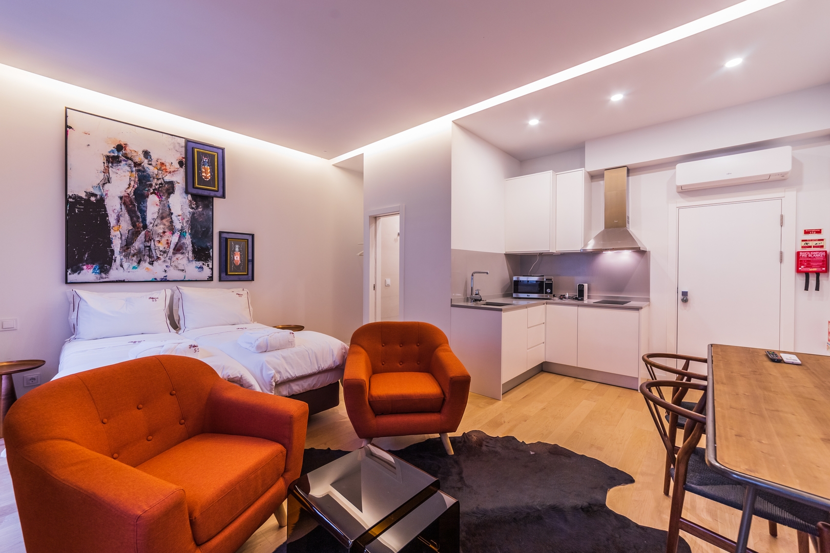 Designer Building Stay Near Clérigos by HostWise 13 Host Wise Booking