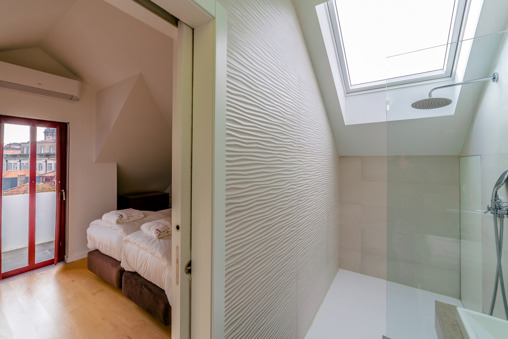 Central Apartments Stay Near Clérigos by HostWise 18 Host Wise Booking