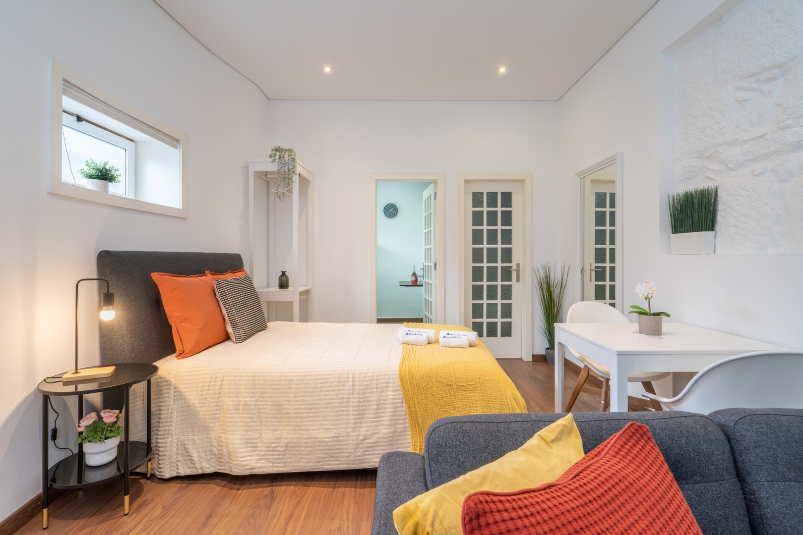 Host Wise - 2 Rustic Colorful Flats | Terrace 7 Host Wise Booking