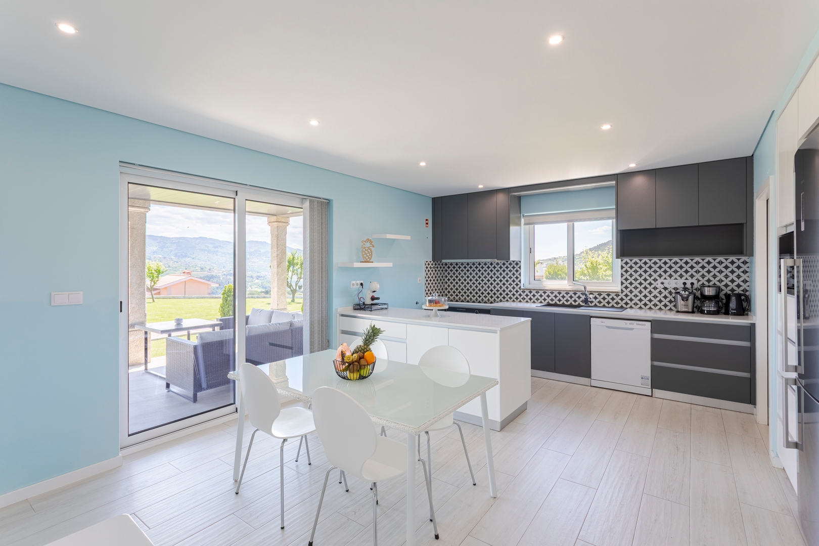 HostWise - 10BR Douro Villa with Pool 62 Host Wise Booking