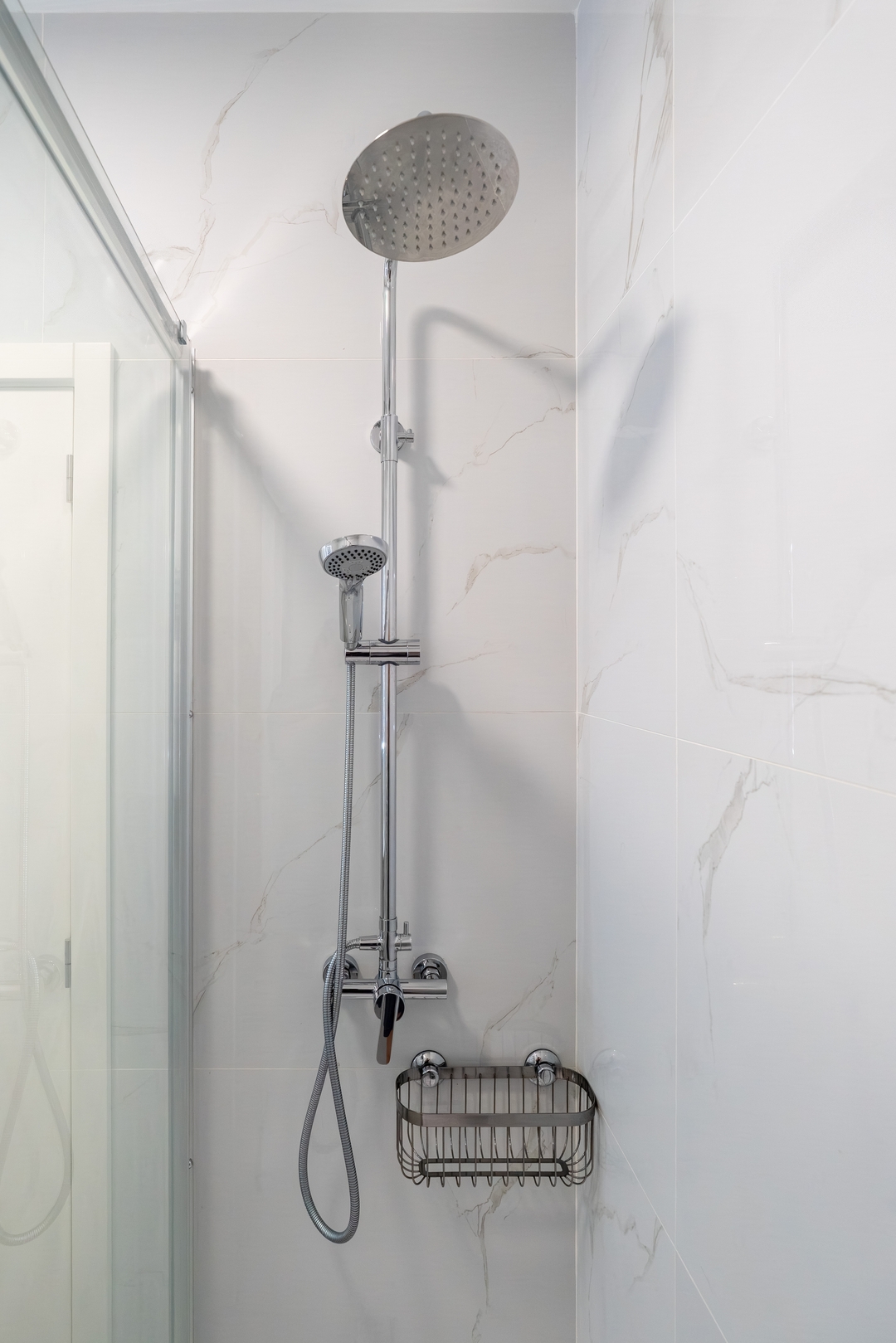 Central & Stylish Apartment by HostWise 36 Host Wise Booking