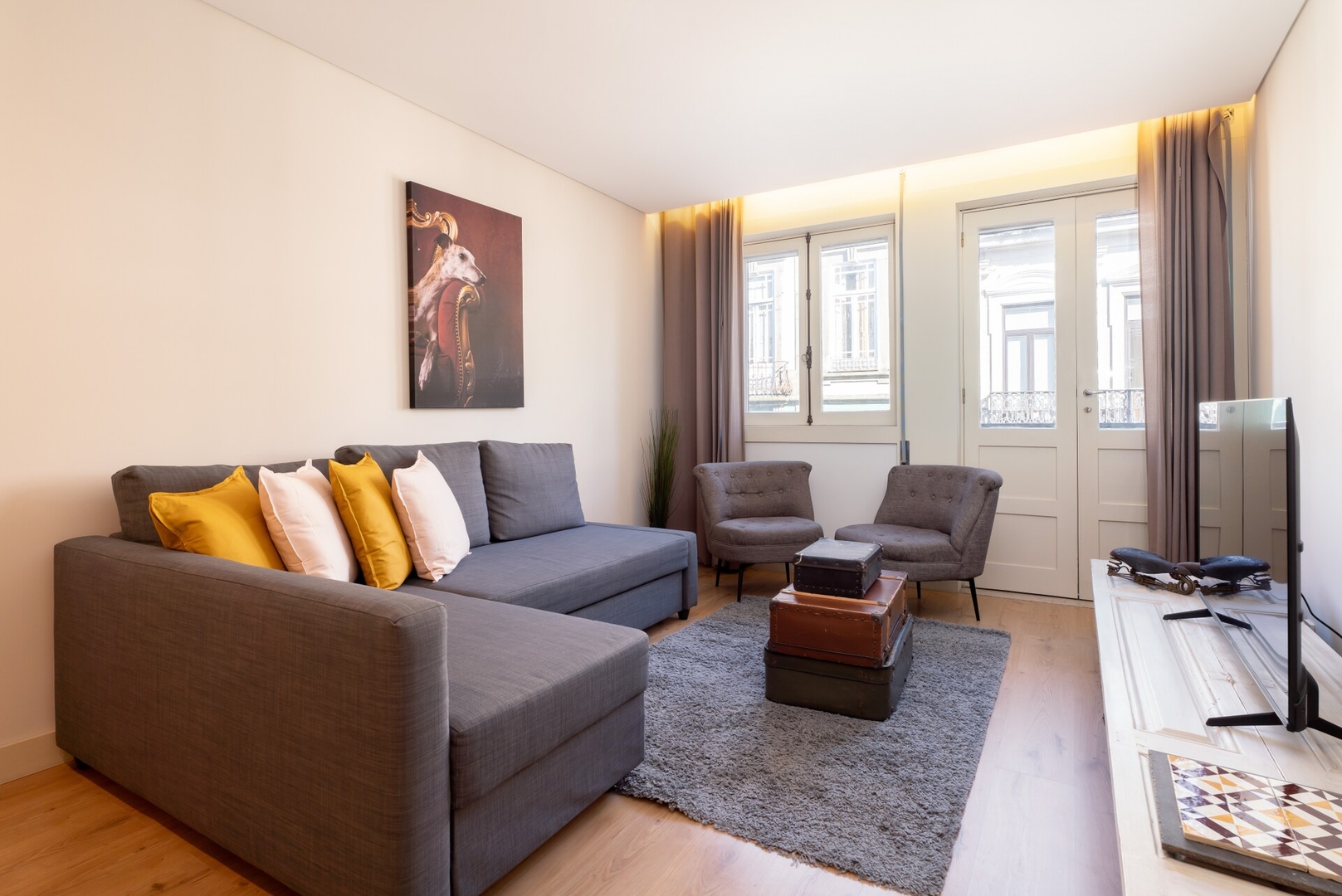 Colorful Bright Flats w/ Balcony by HostWise 2 Host Wise Booking