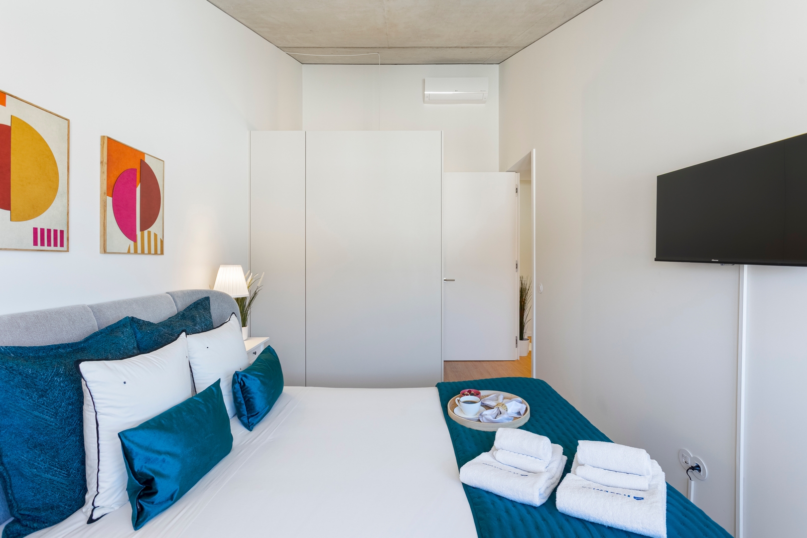 Modern Family Flats w/ Terrace by HostWise 32 Host Wise Booking
