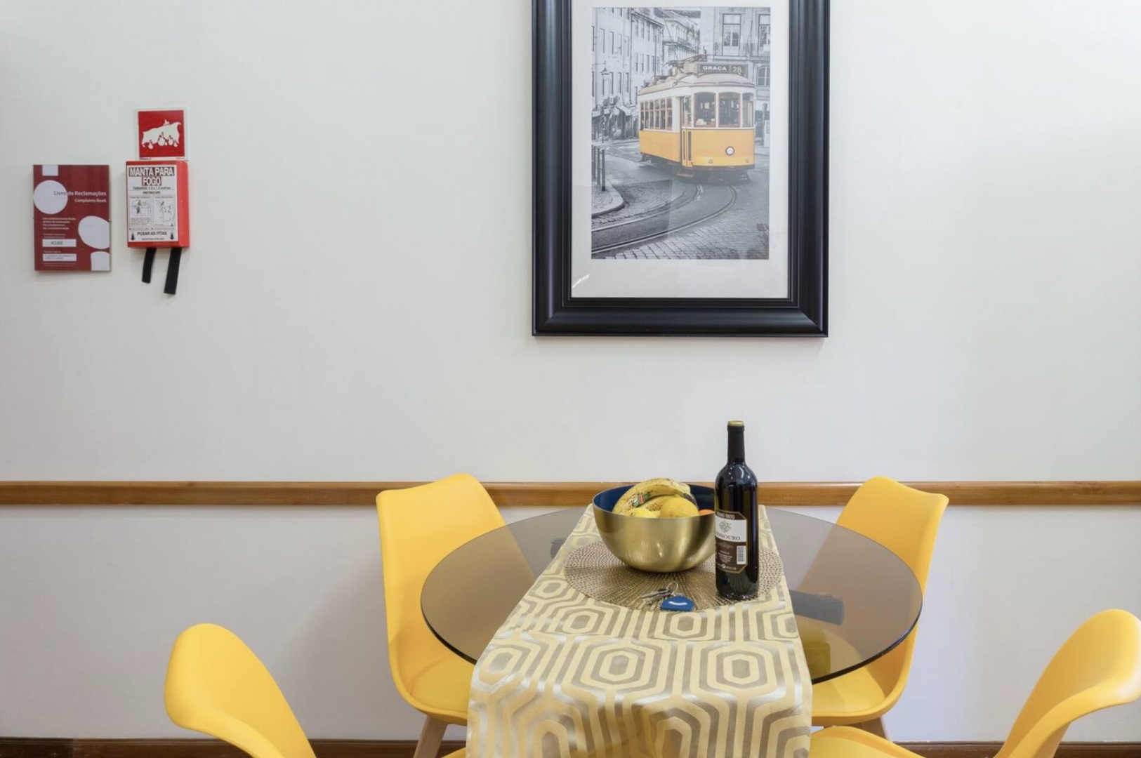 Host Wise - Central Comfy Flat 13 Host Wise Booking