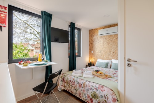 Bright & Cozy Studio by HostWise Host Wise Booking