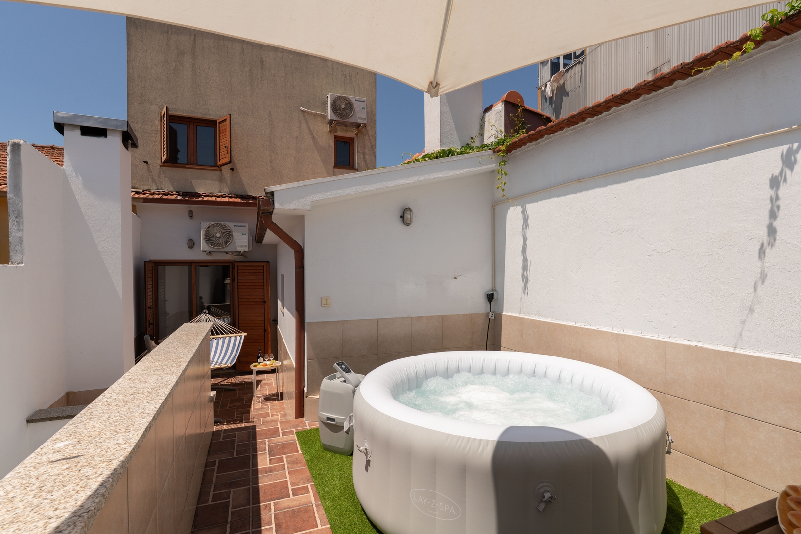 Spacious Duplex | Jacuzzi & Terrace by HostWise 50 Host Wise Booking