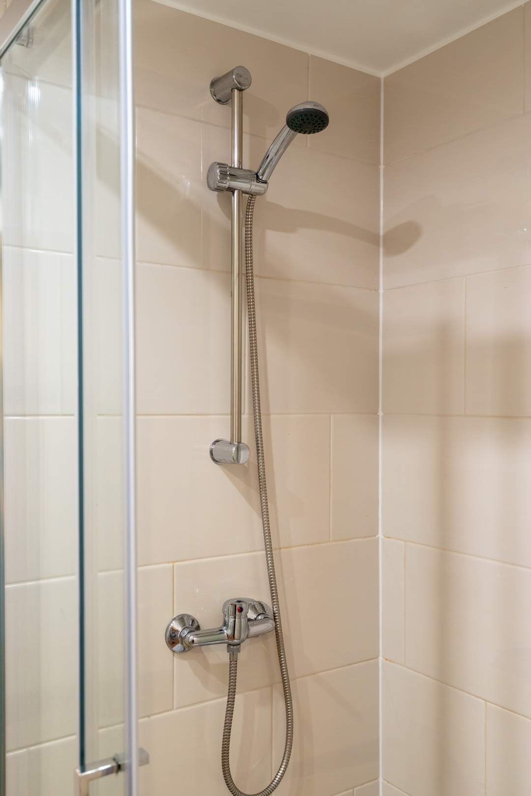 City Views & Balcony in Historic Porto by HostWise 20 Host Wise Booking