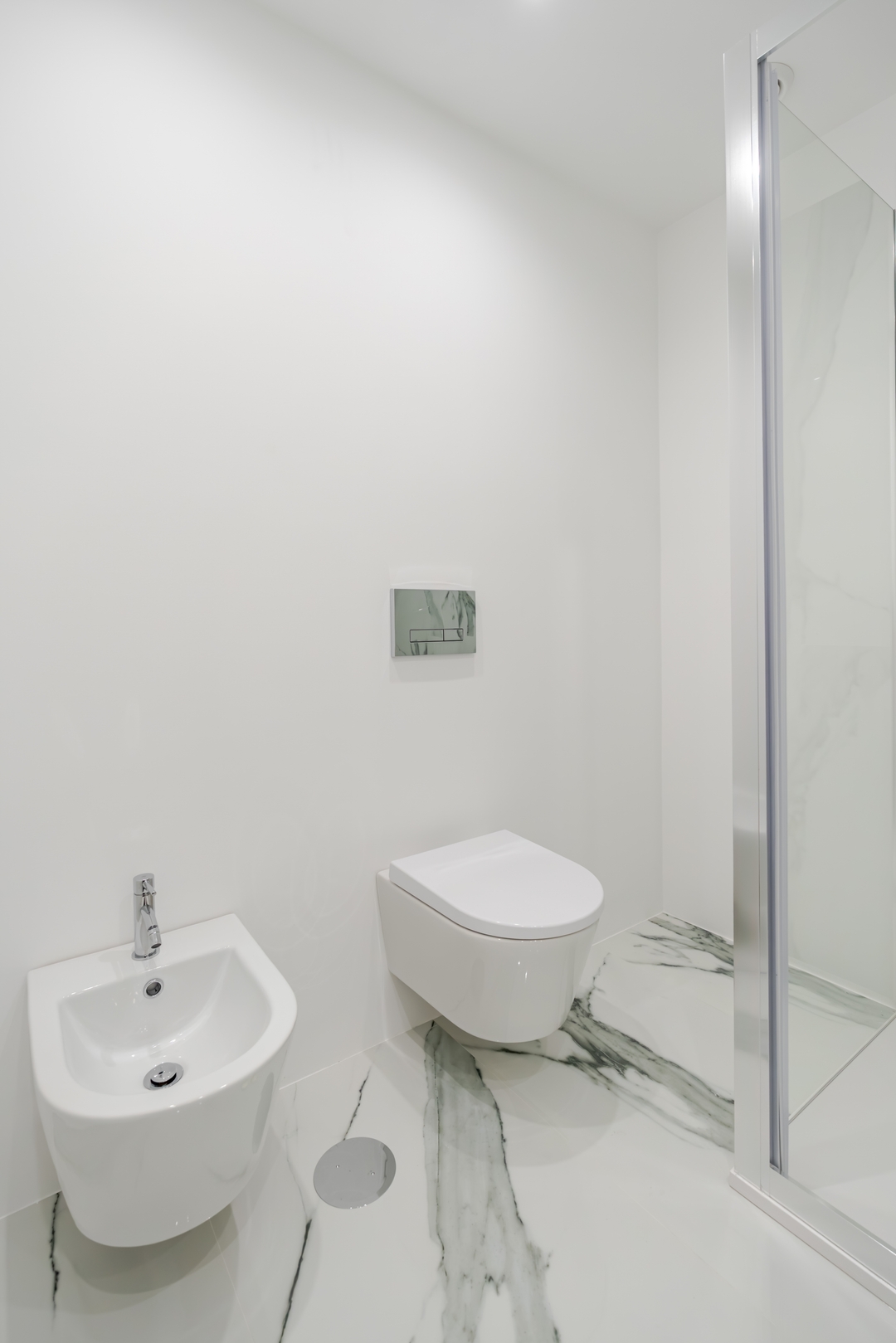 Balcony Studios & Parking in Leça by HostWise 12 Host Wise Booking