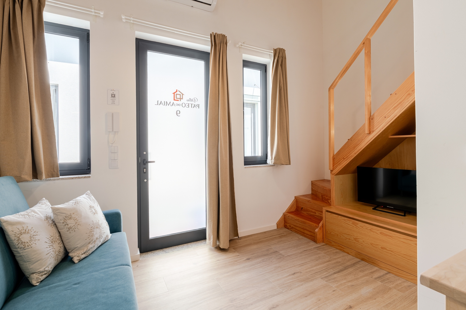 Terrace Studios for 12 in Porto by HostWise 47 Host Wise Booking