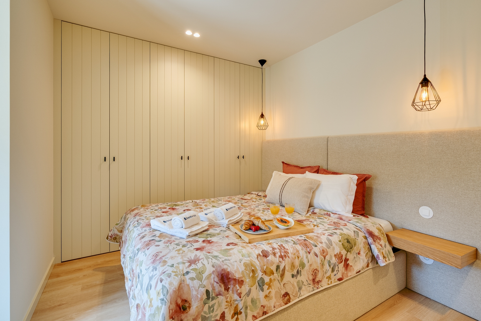 Pool & Indoor Jacuzzi in Pedorido by HostWise 69 Host Wise Booking