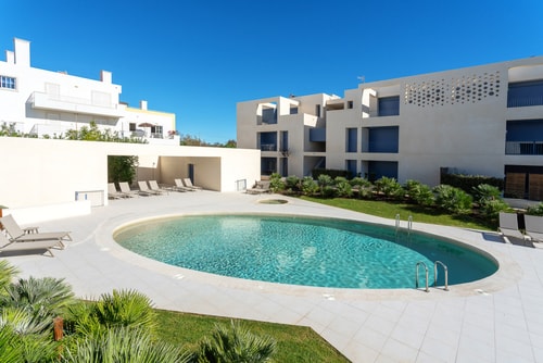 Luxurious & Premium Flat | Pool & Gym by HostWise Host Wise Booking