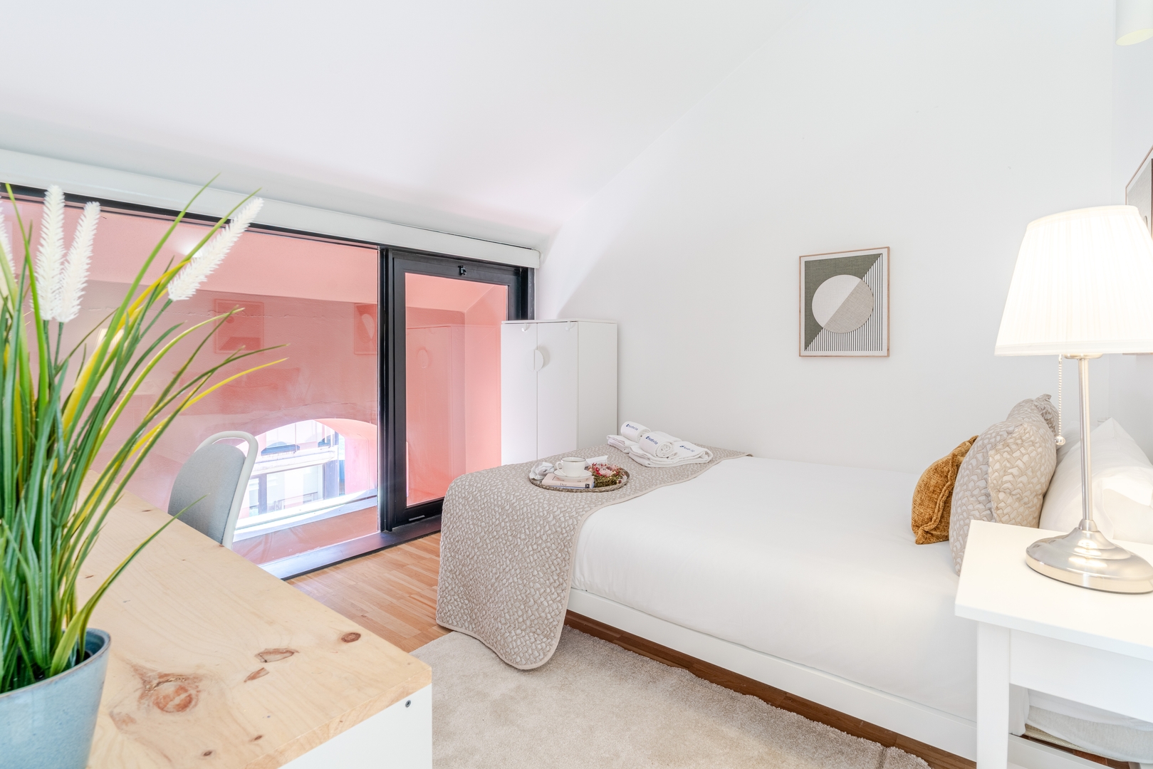 Stylish Open-Plan Flat with Swimming Pool by HostWise 20 Host Wise Booking