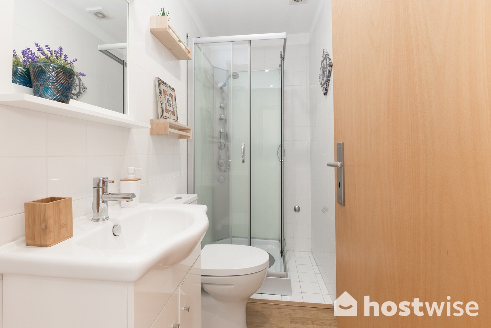 HostWise - Charming Sunny Flat | Batalha 6 Host Wise Booking