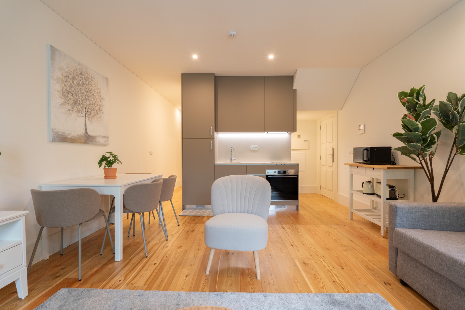 Central Apts Near Guimarães Sites by HostWise 24 Host Wise Booking