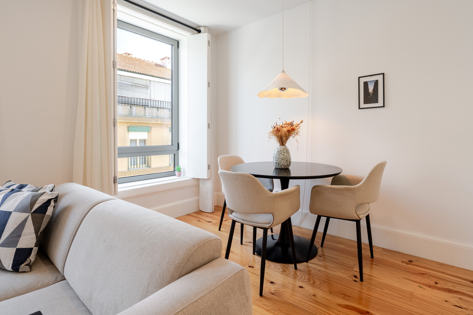 Colorful & Elegant Apartment by HostWise 11 Host Wise Booking