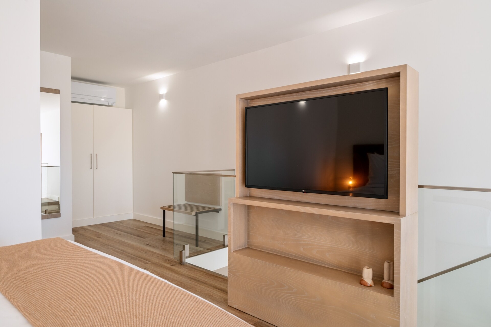 Host Wise - Fervença Boutique Palace 3 23 Host Wise Booking