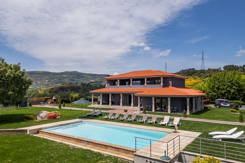 10BR Douro Villa with Pool by HostWise Host Wise Booking