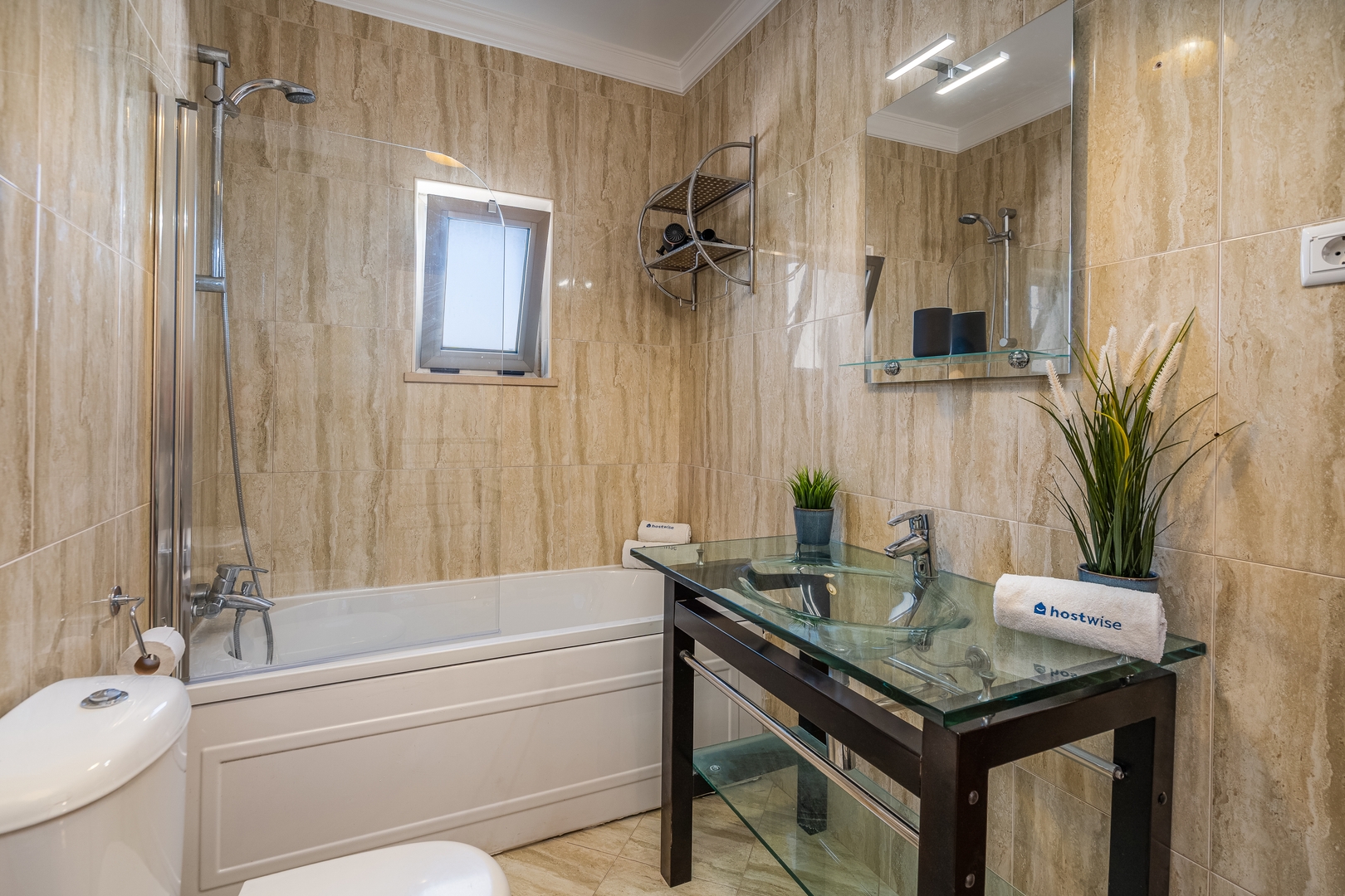Sunny House with Jacuzzi and Pool by HostWise 33 Host Wise Booking