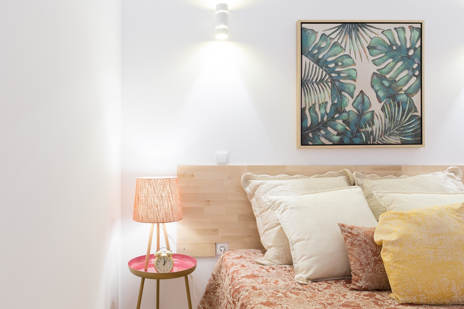 Lovely Flat w/ Jacuzzi & Terrace by HostWise 10 Host Wise Booking
