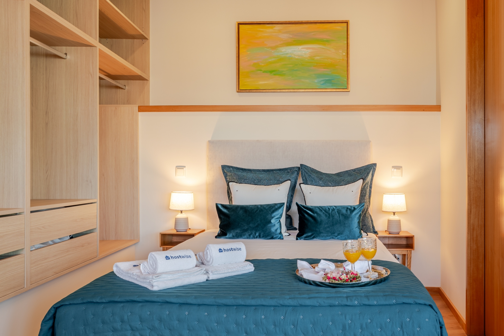 Artistic Studio with Terrace in Foz by HostWise 11 Host Wise Booking