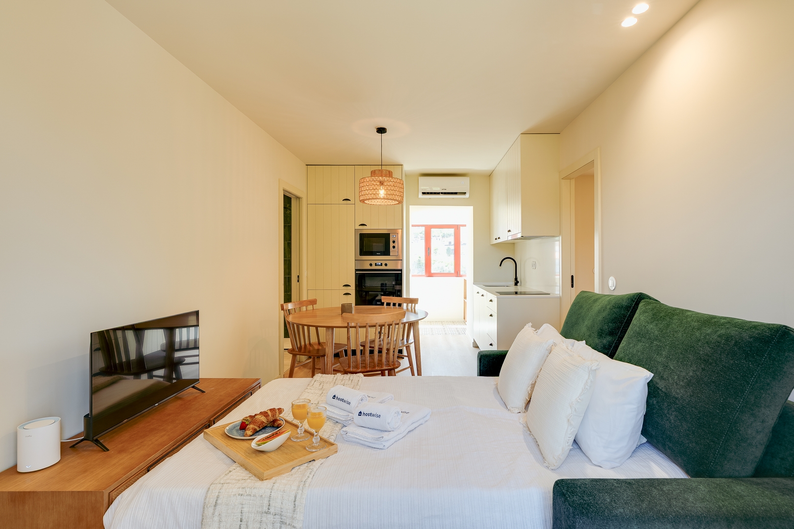 Pool & Indoor Jacuzzi in Pedorido by HostWise 77 Host Wise Booking