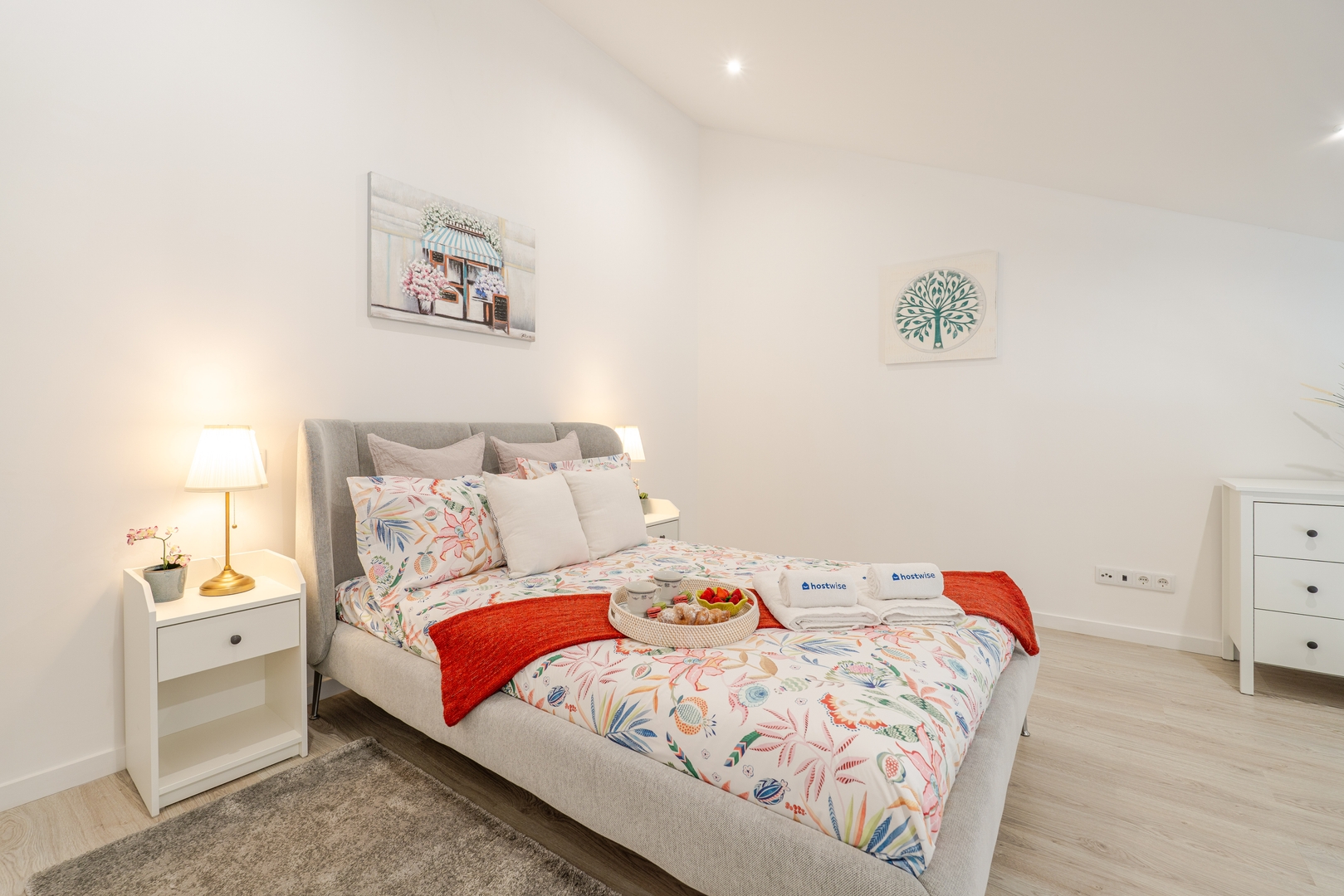 Terrace Studios & Bright Duplex by HostWise 40 Host Wise Booking