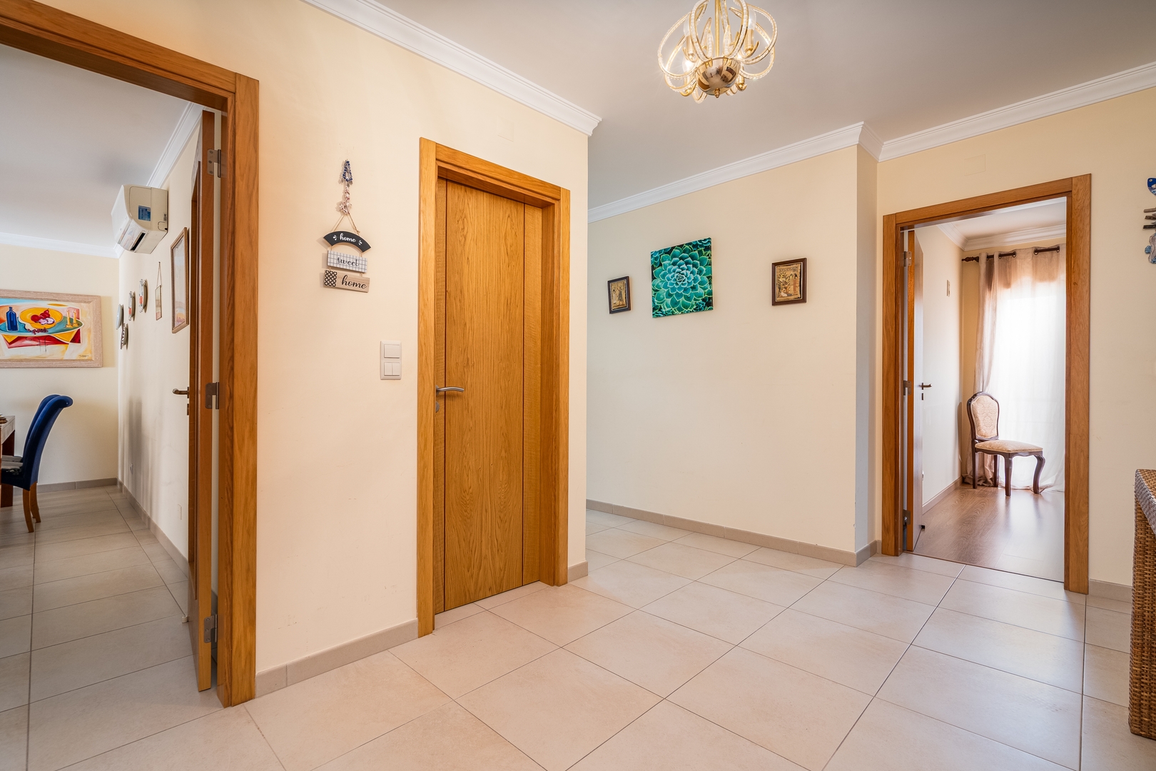 Bright & Spacious Flat by HostWise 22 Host Wise Booking