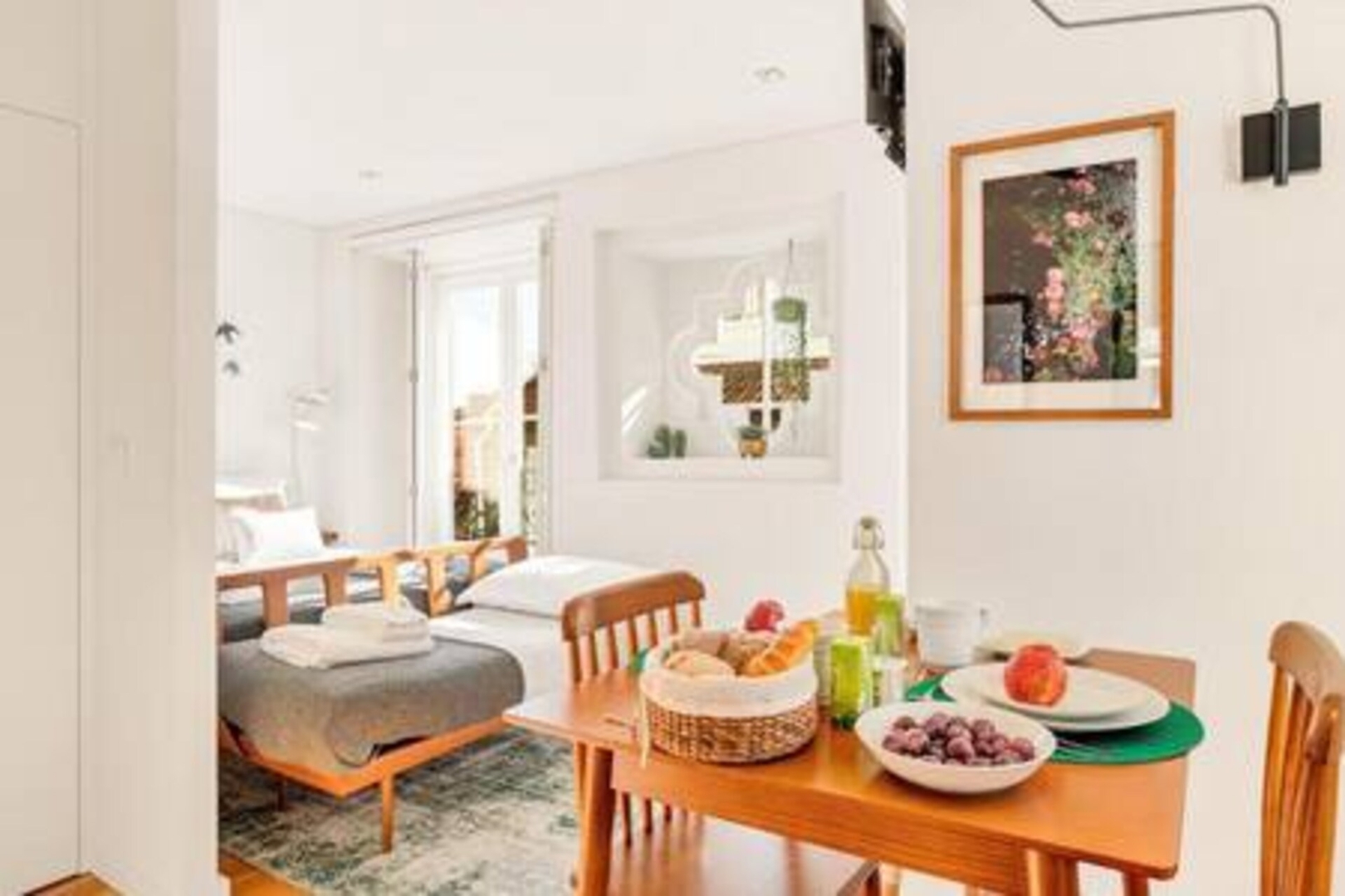 4 Trendy Studios w/ Balcony | Clérigos by HostWise 22 Host Wise Booking