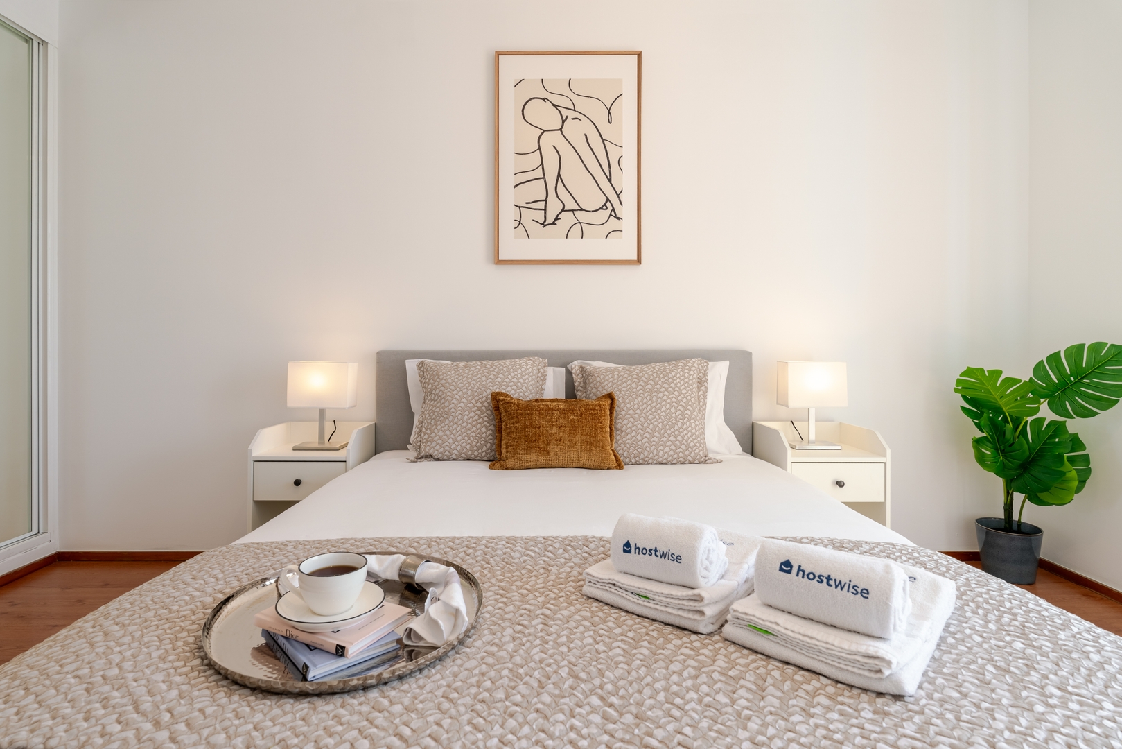 Bright Flat with Balcony & Garage by HostWise 7 Host Wise Booking