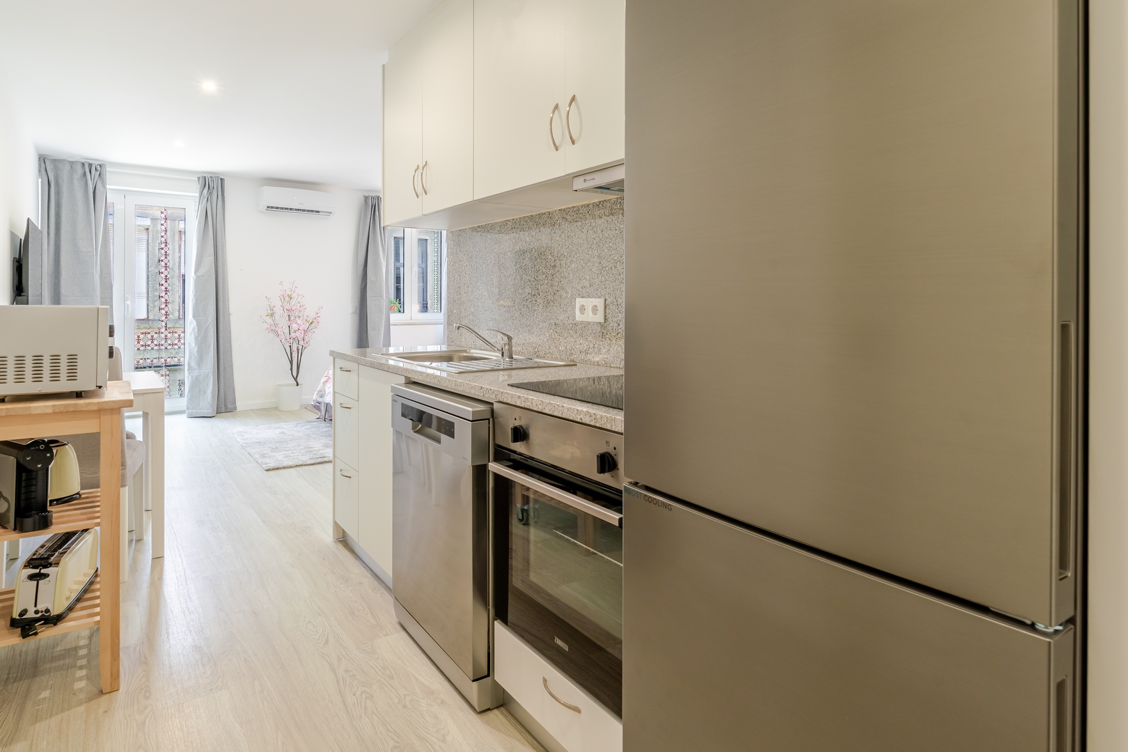 Terrace Studios & Bright Duplex by HostWise 3 Host Wise Booking