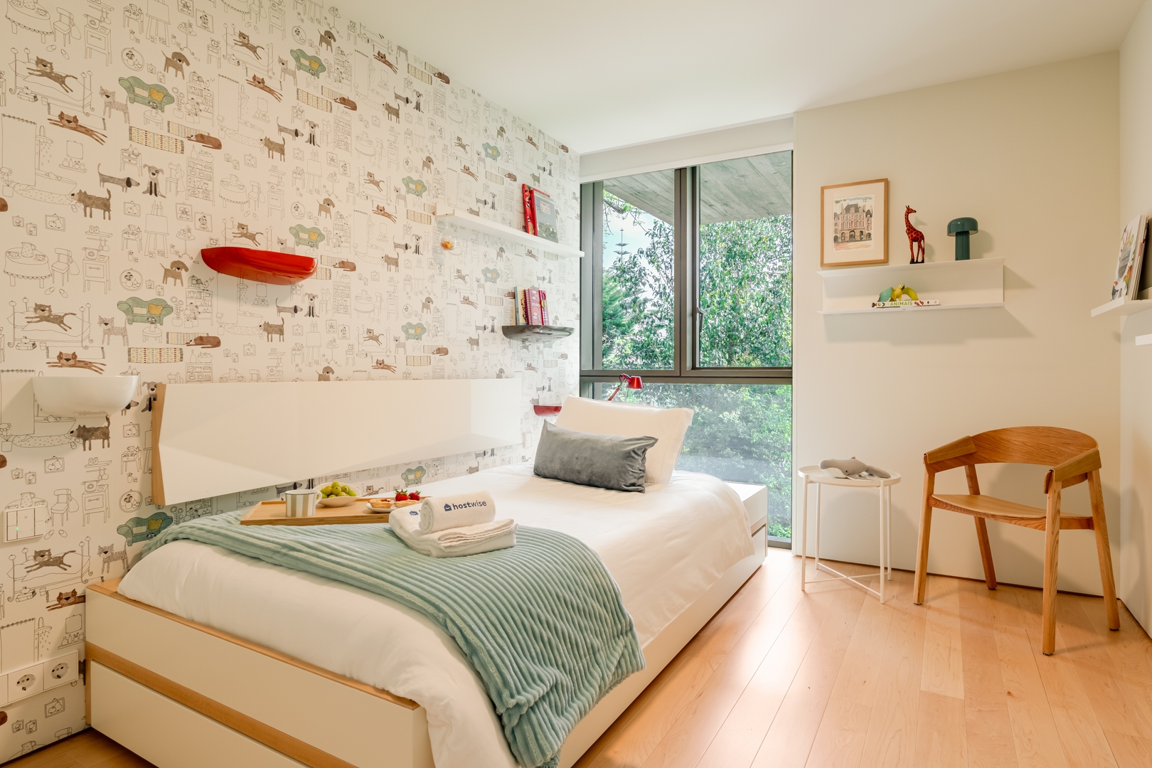 Grand Villa w/ Pool, Garden & Garage by HostWise 8 Host Wise Booking