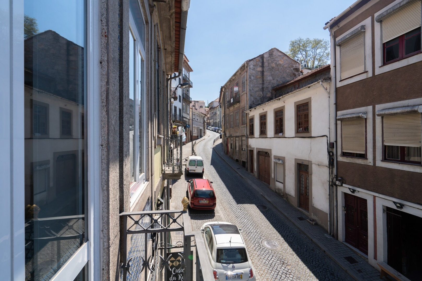 HostWise - Welcoming Flats w/ Jacuzzi & Terrace 12 Host Wise Booking