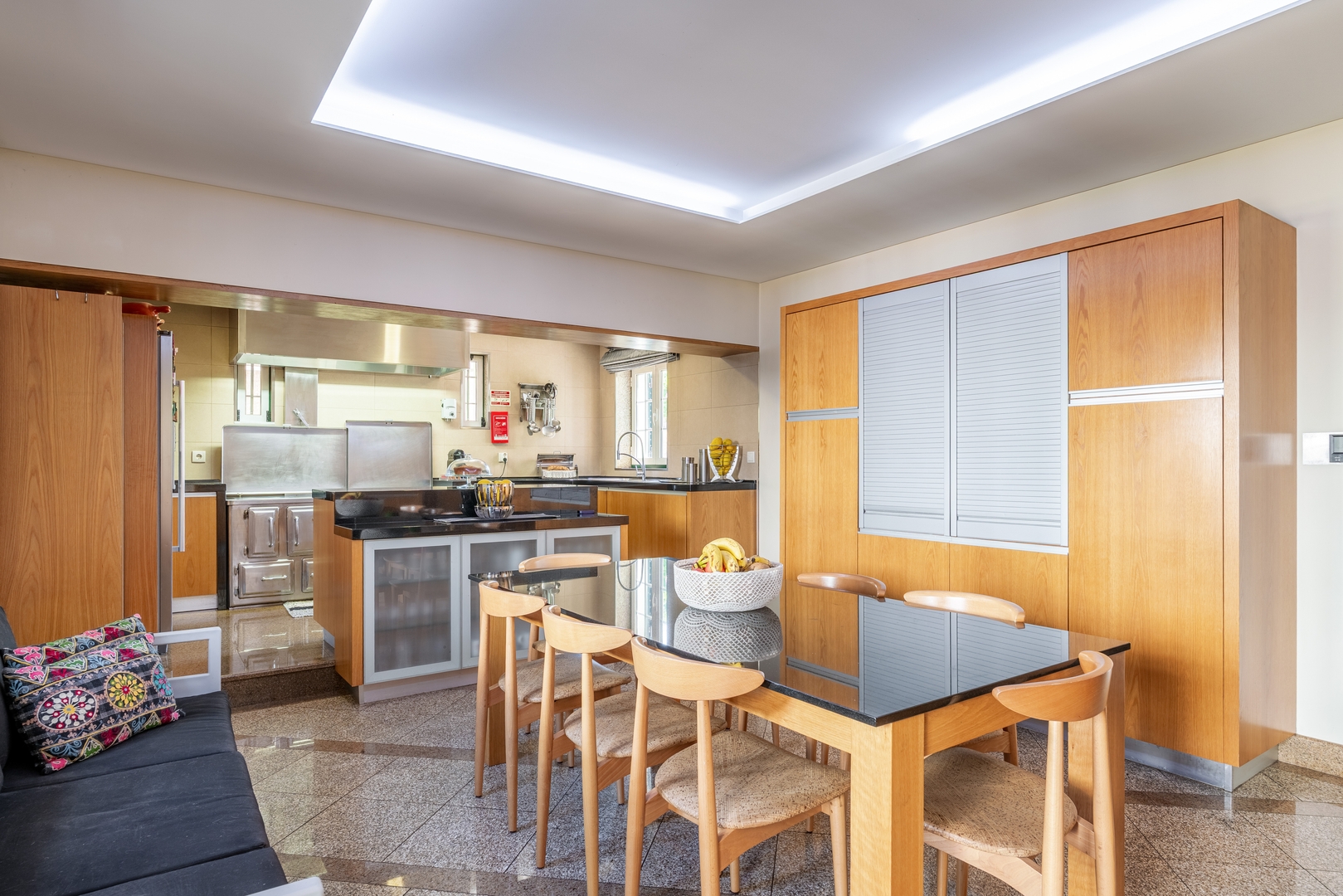 Classic Villa w/ Gym & Pool Access by HostWise 23 Host Wise Booking