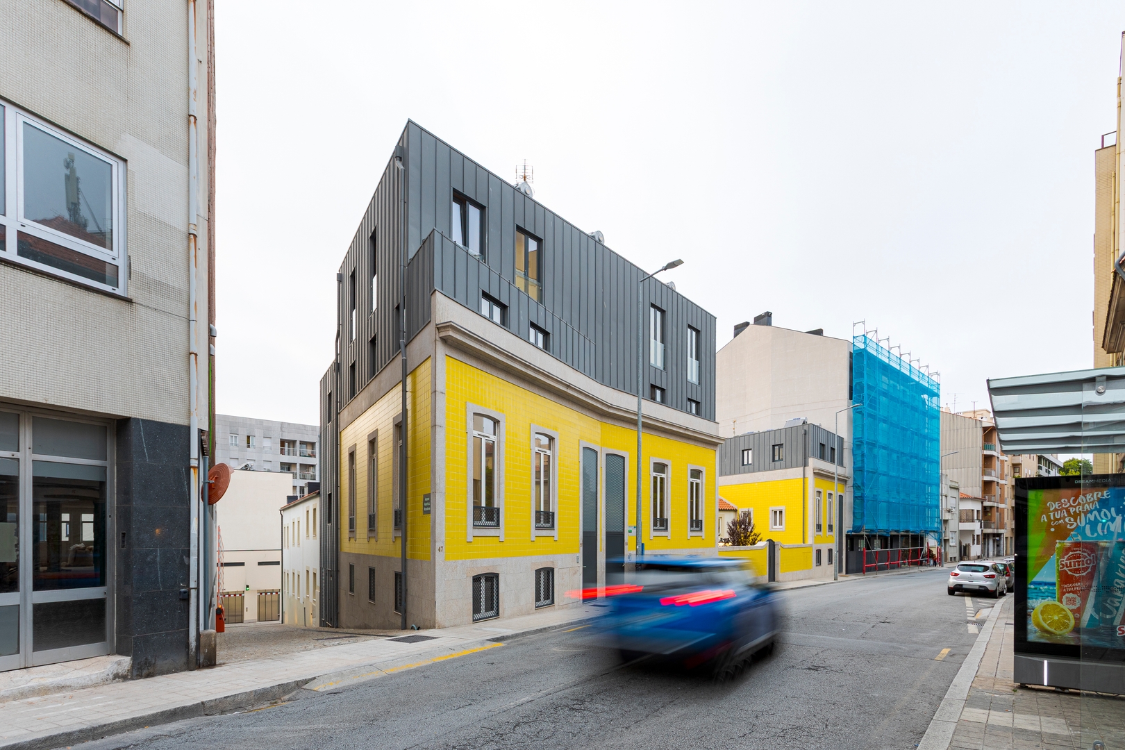 Modern & Central Flat w/ Garage by HostWise 34 Host Wise Booking