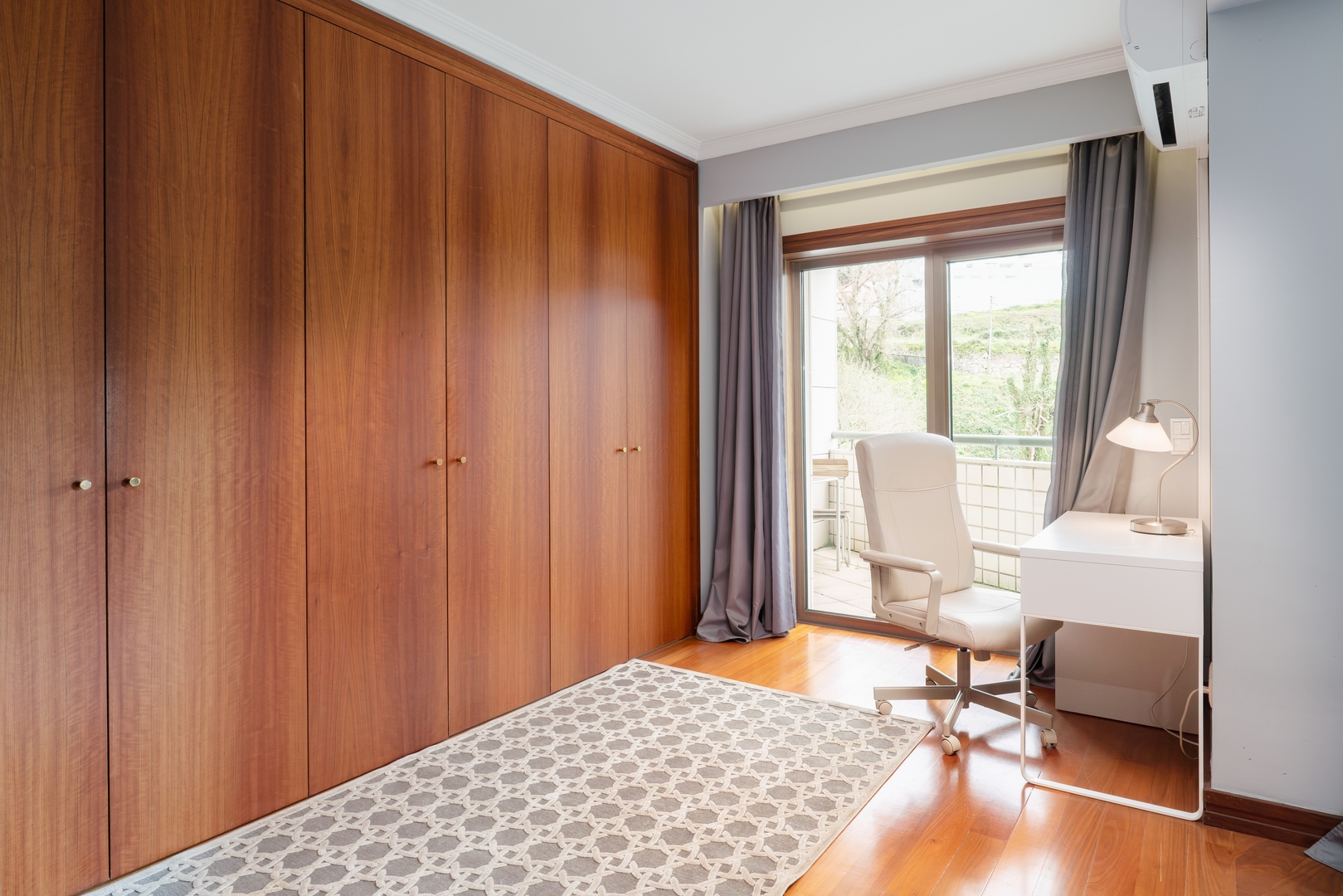 Elegant Riverfront Flat | Pool & Sports by Host Wise 8 Host Wise Booking