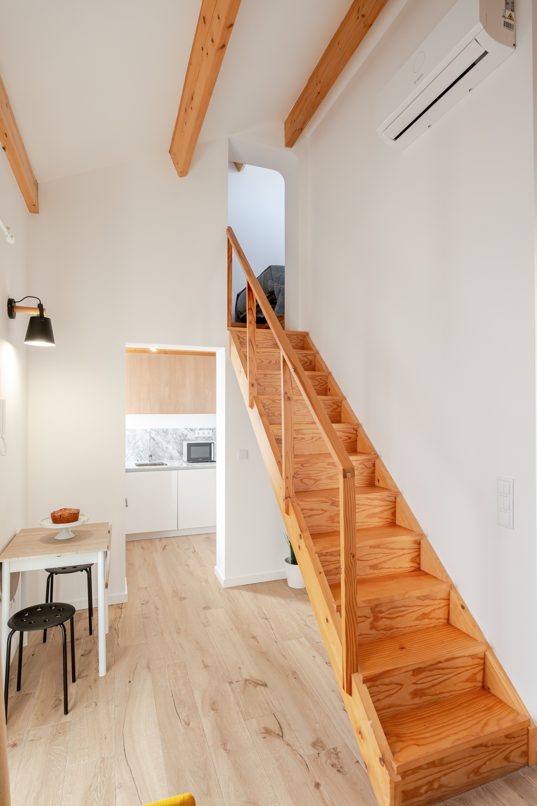 Cozy T1 Flats with Courtyard BBQ by HostWise 30 Host Wise Booking