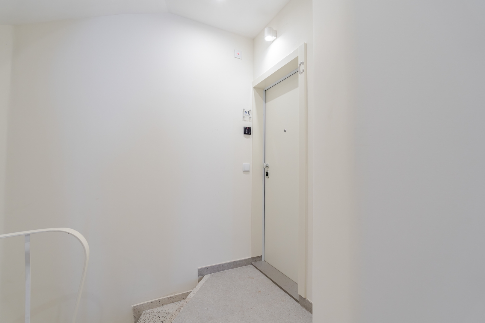 Stylish Balcony Apt & 2 Cozy Studios by HostWise 18 Host Wise Booking