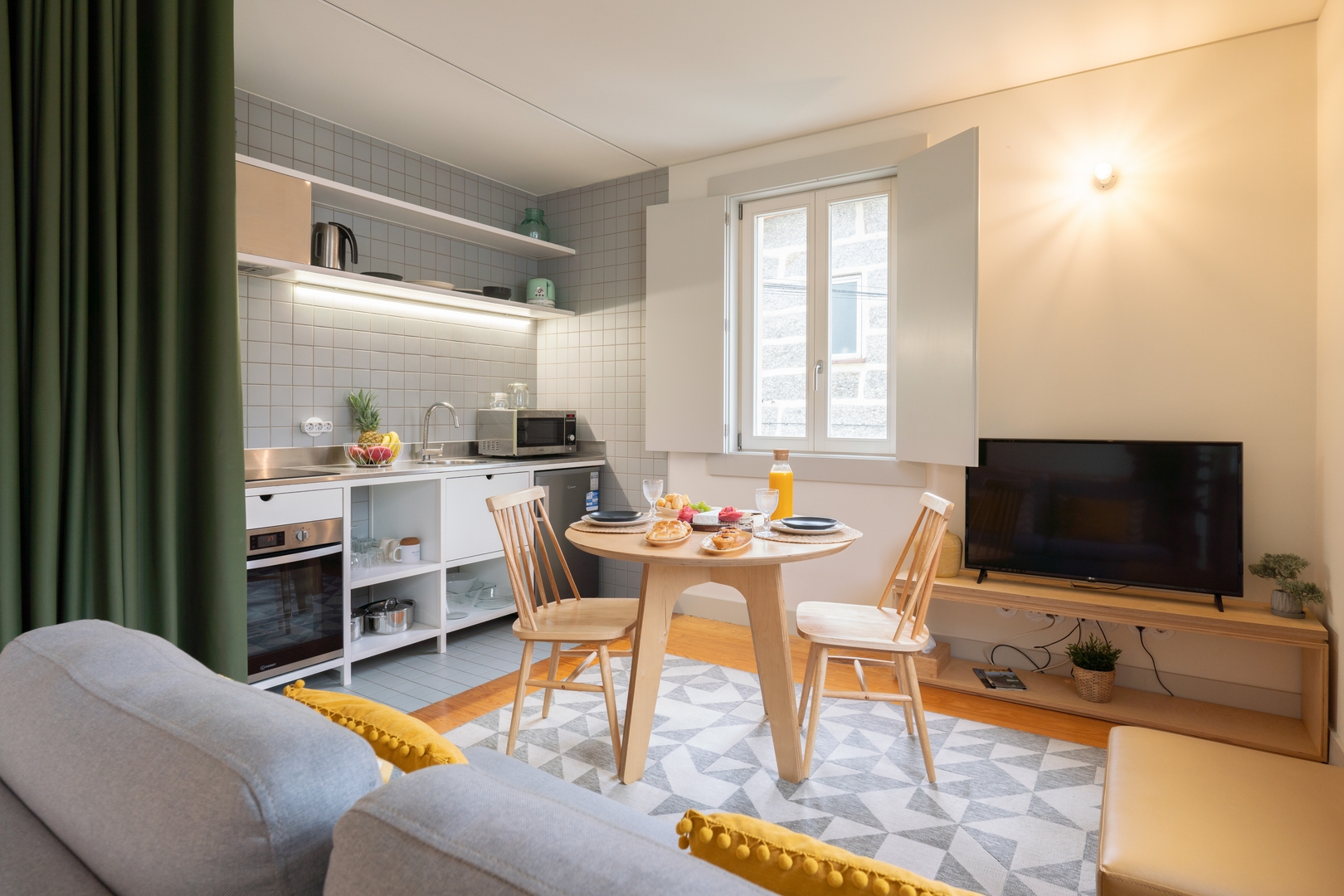 Dual Sunny Studios in Old Guimarães by HostWise 2 Host Wise Booking