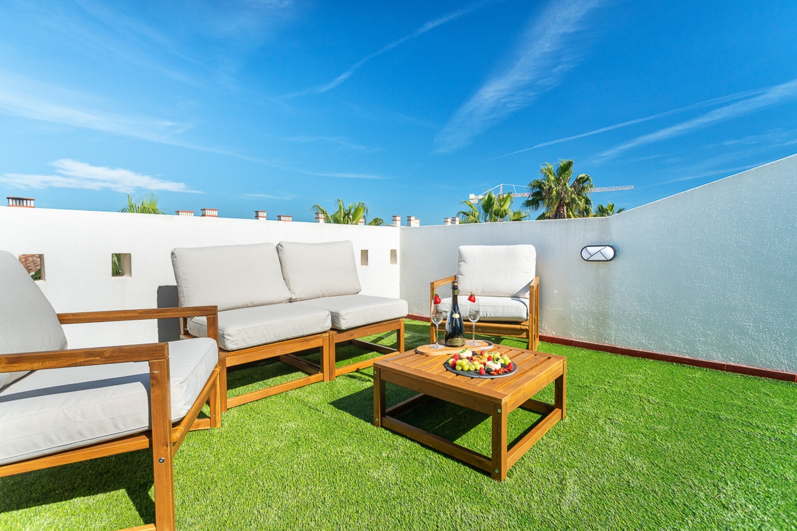 Host Wise - Deluxe House | Pool & Jacuzzi 47 Host Wise Booking