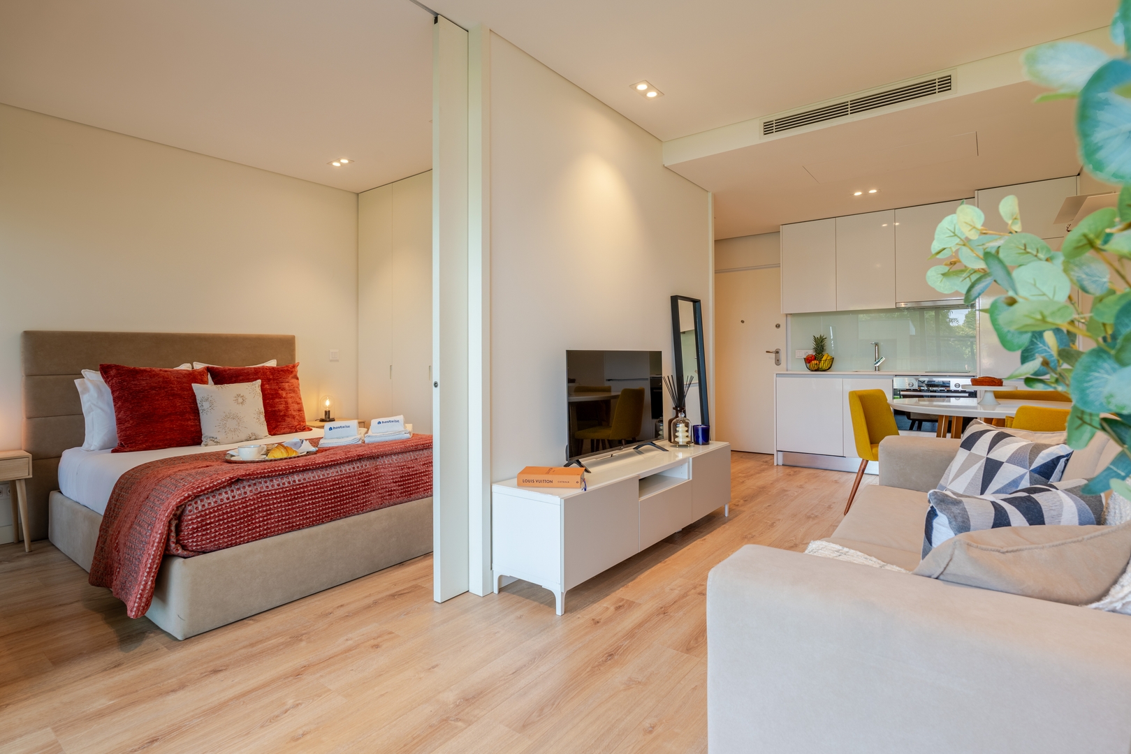 Studio w/ Balcony, Pool & Gym in Antas by HostWise 13 Host Wise Booking